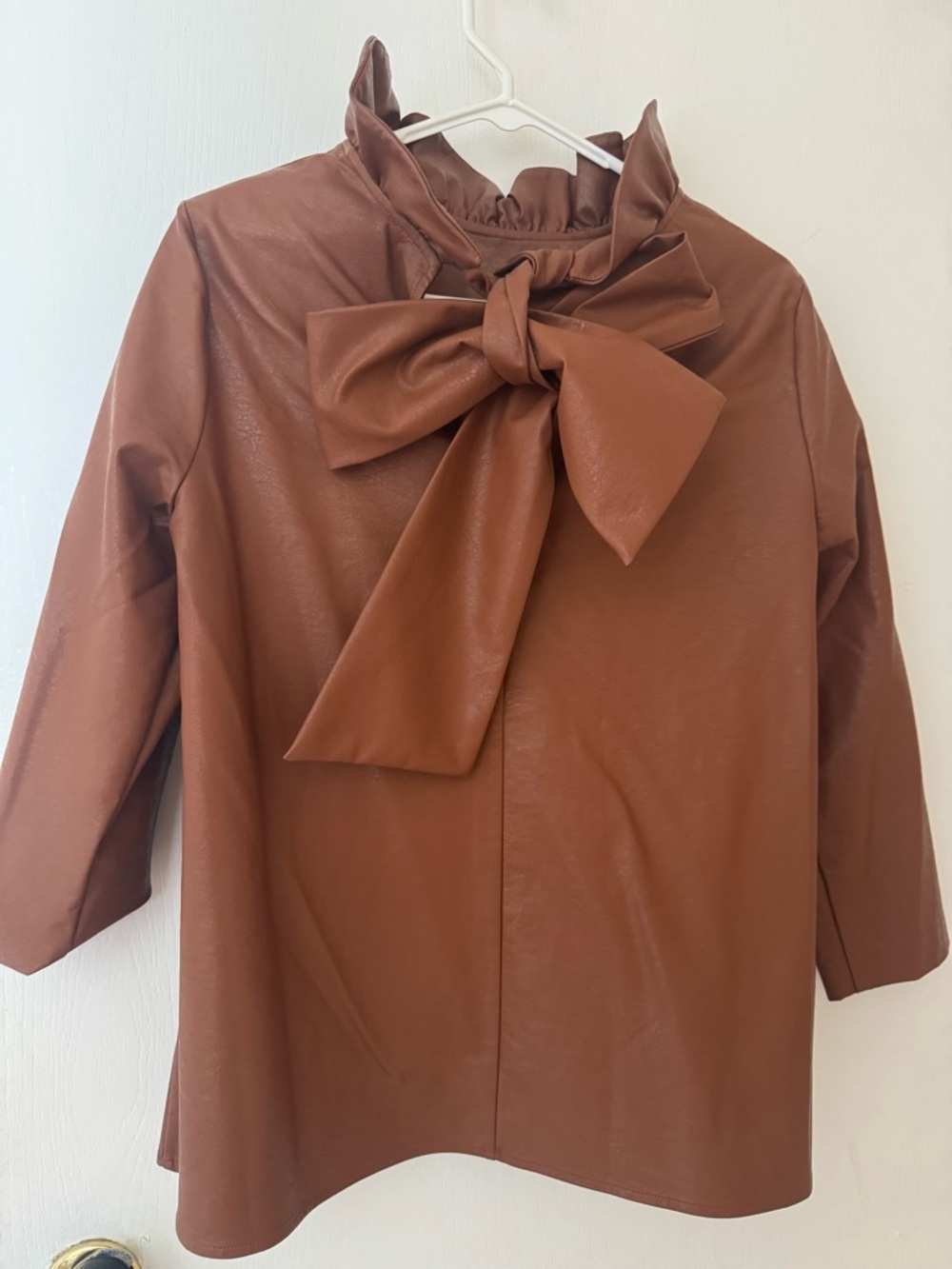 Tuckernuck Faye Faux Leather Blouse in Cognac - Picture 4 of 8